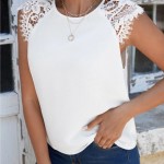 BLUSA CON ENCAJE EN CONTRASTE MANGA RAGLÁN