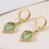 Aretes en forma de pétalo de aleación de zinc