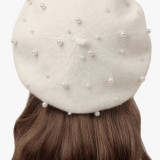Boina de lana con perlas artificiales