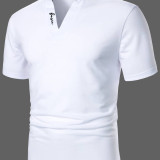 Camisa polo con bordado de letra cuello chino
